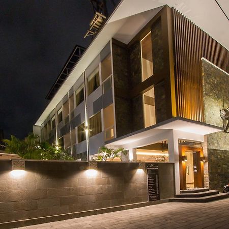 M Suite Bali Seminyak Extérieur photo