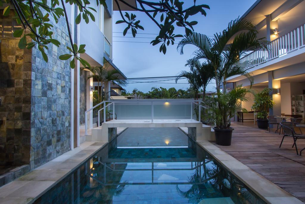 M Suite Bali Seminyak Extérieur photo