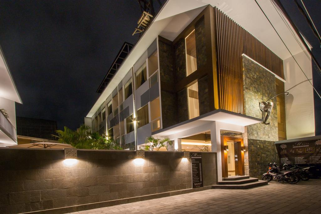 M Suite Bali Seminyak Extérieur photo