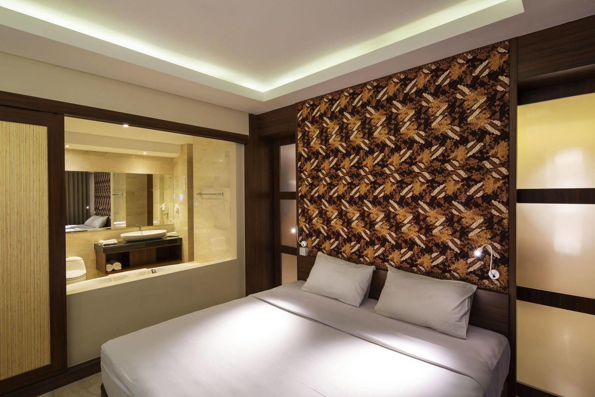 M Suite Bali Seminyak Extérieur photo