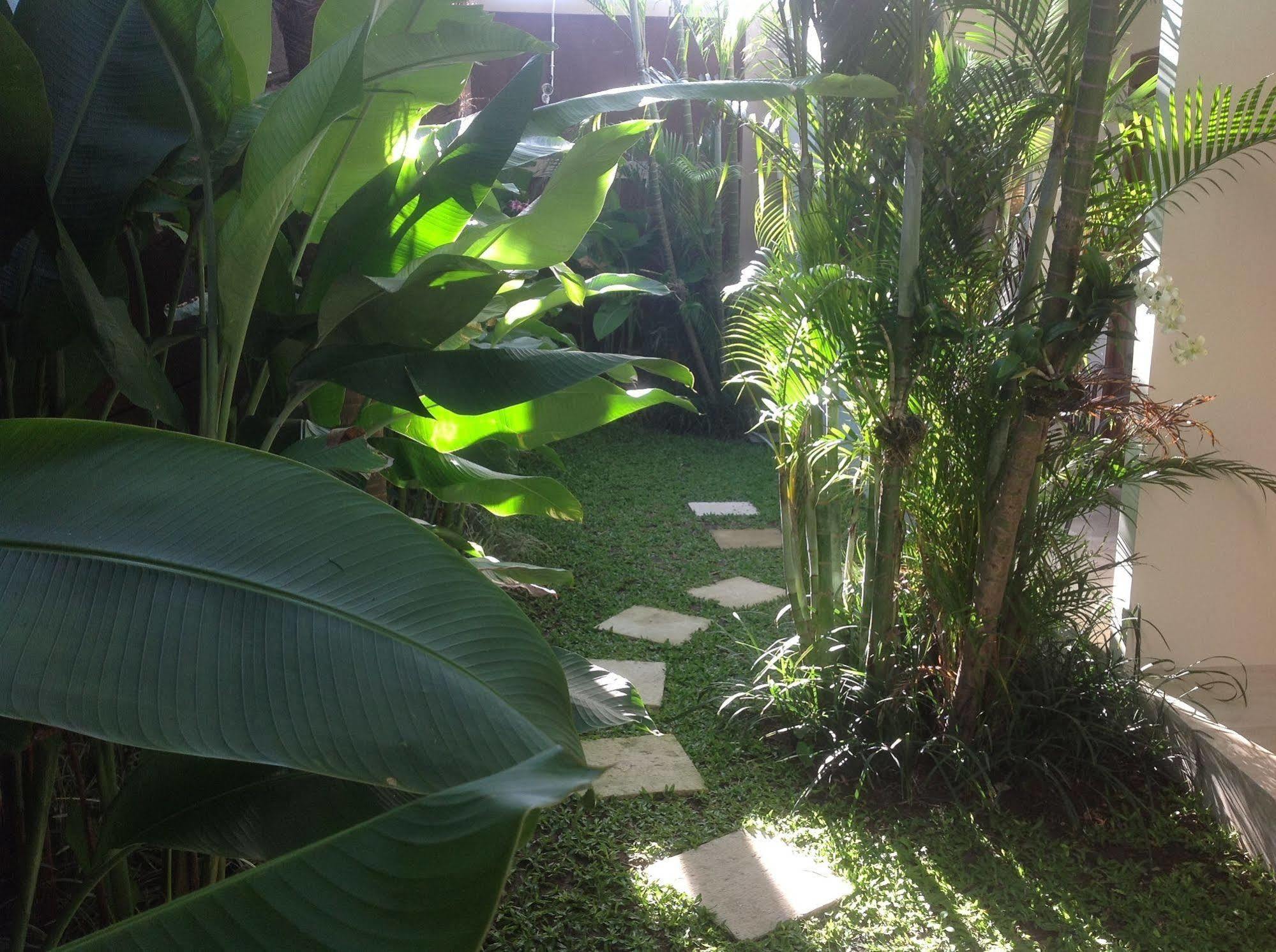 M Suite Bali Seminyak Extérieur photo