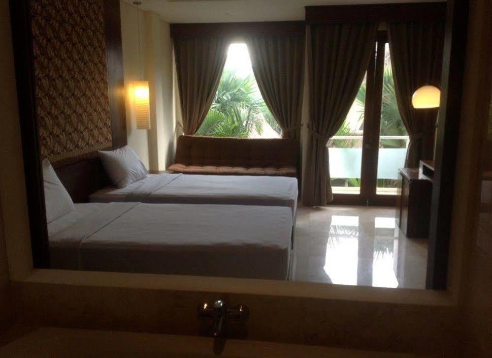 M Suite Bali Seminyak Extérieur photo
